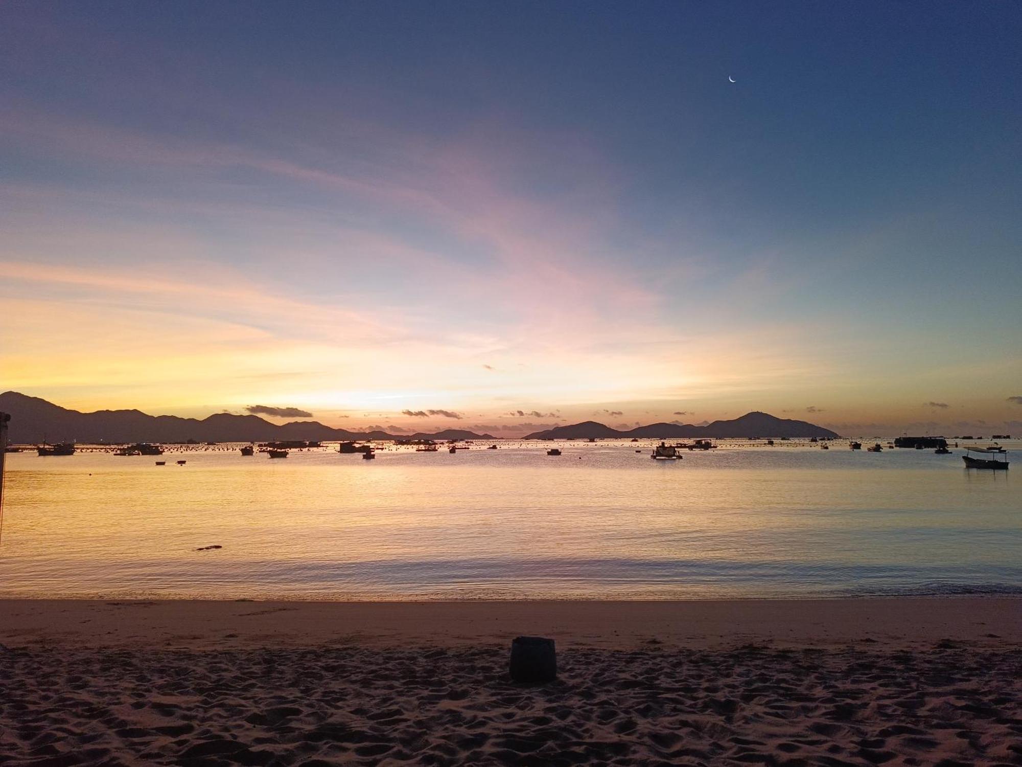 The Sunrise Anh Tu Hotel Cam Ranh Bagian luar foto