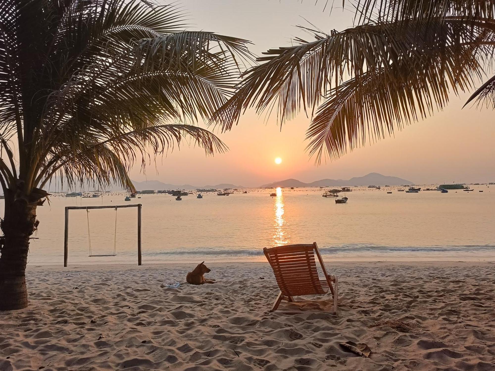 The Sunrise Anh Tu Hotel Cam Ranh Bagian luar foto